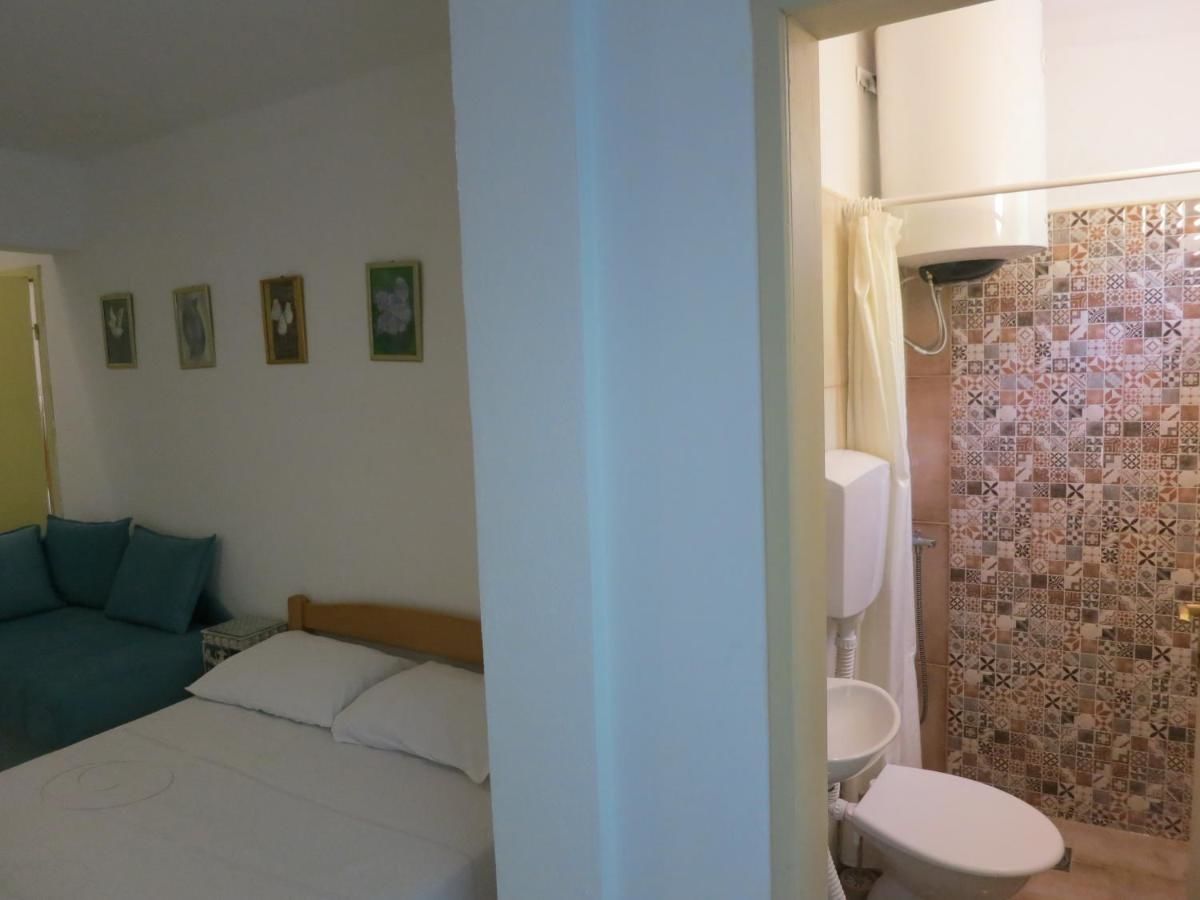 Апартаменты charming apartments in Rafailovici Будва-32