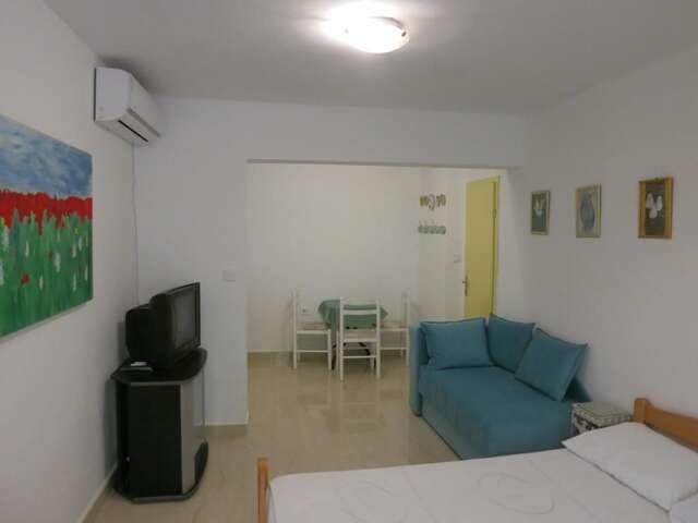 Апартаменты charming apartments in Rafailovici Будва-17
